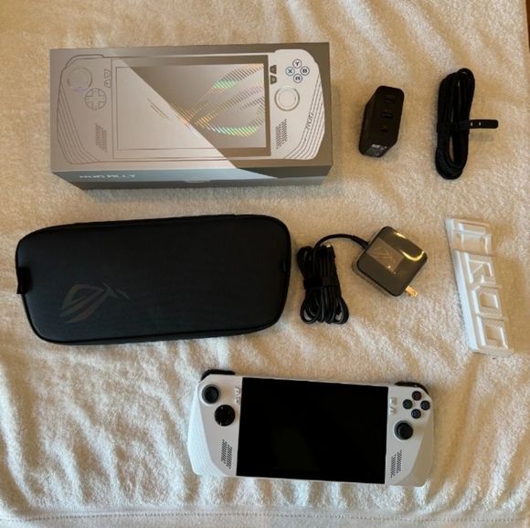 🎮 ROG Ally X – Portable Gaming Console